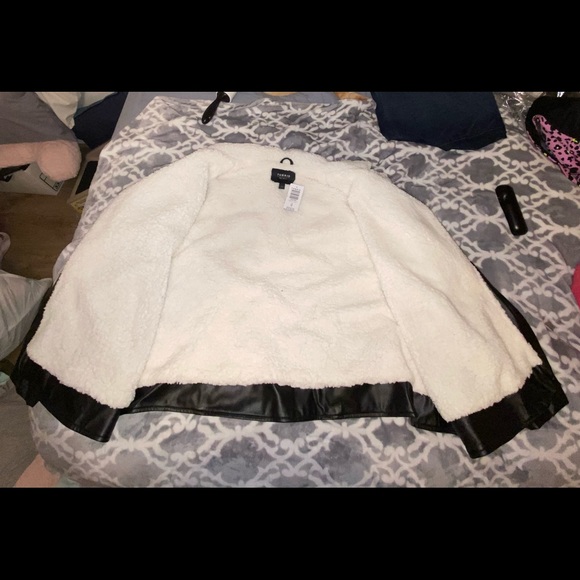 Torrid Black Faux Leather Sherpa Lined Jacket - Picture 2 of 4